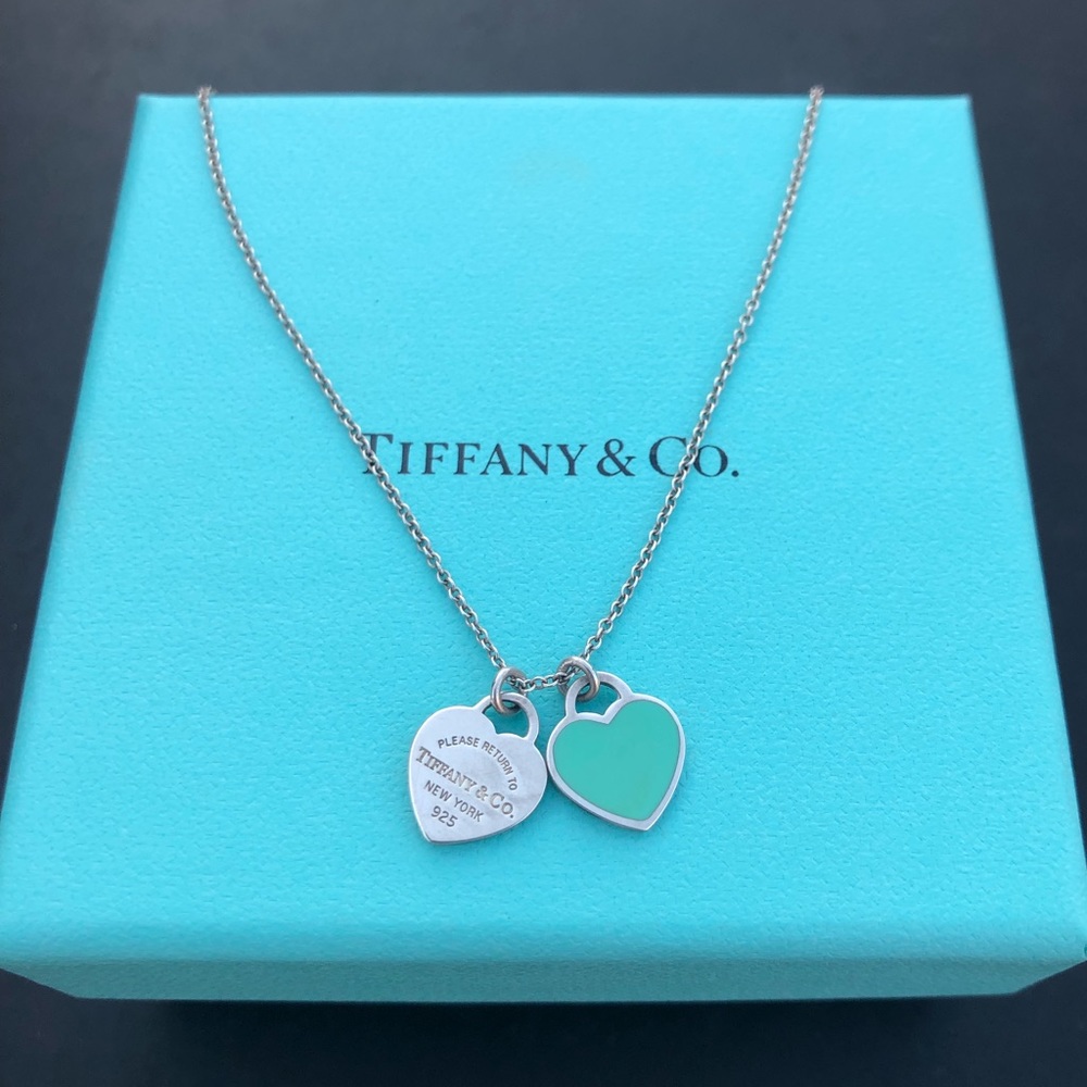 Return to Tiffany & Co. 2 small pendant necklacd